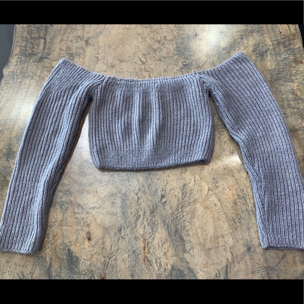 Cropped sweater